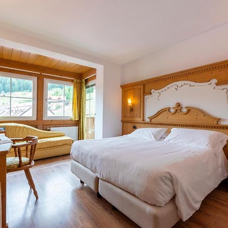 Monza Dolomites Hotel โมเอนา ภายนอก รูปภาพ