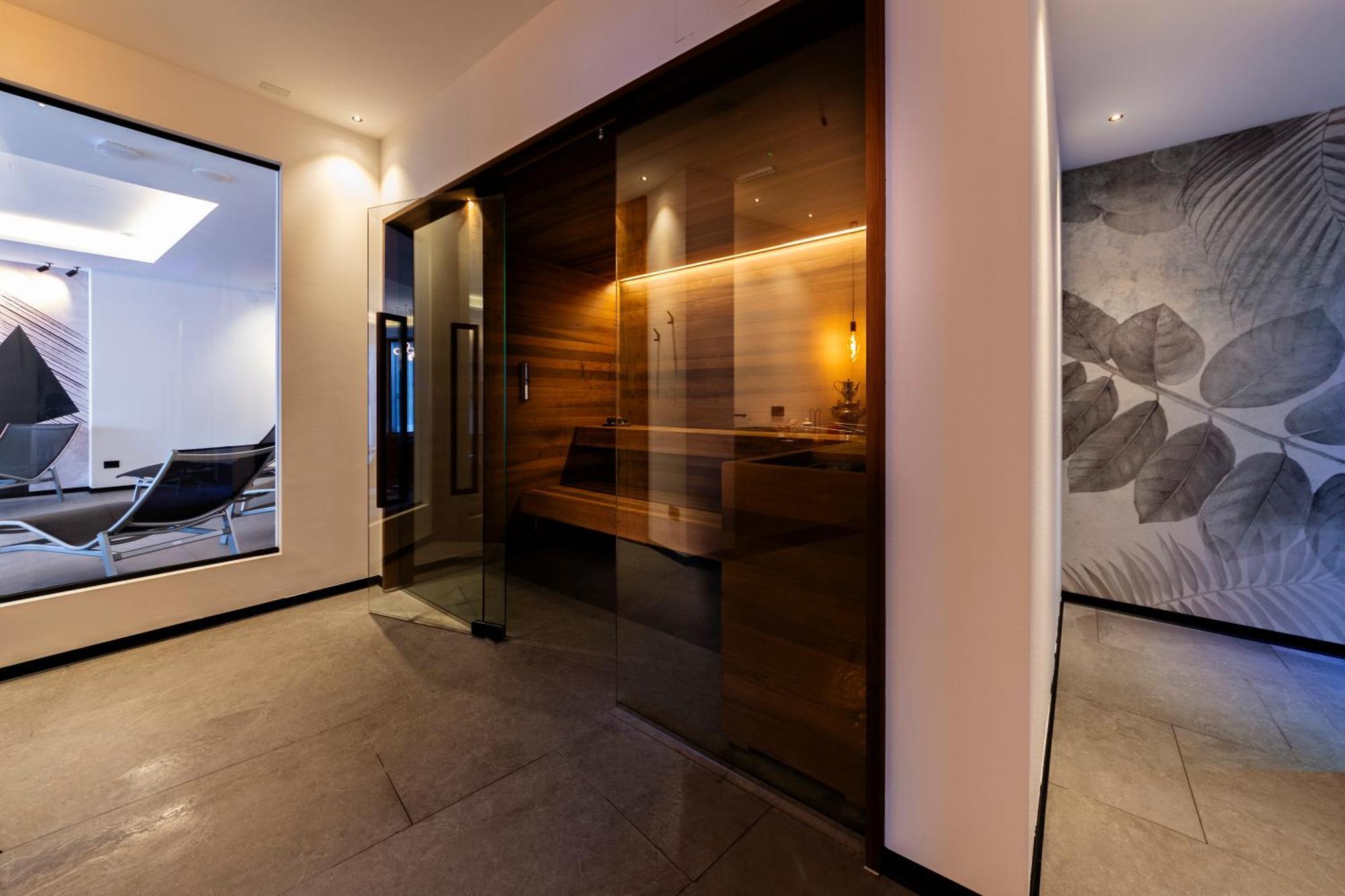 Monza Dolomites Hotel โมเอนา ภายนอก รูปภาพ