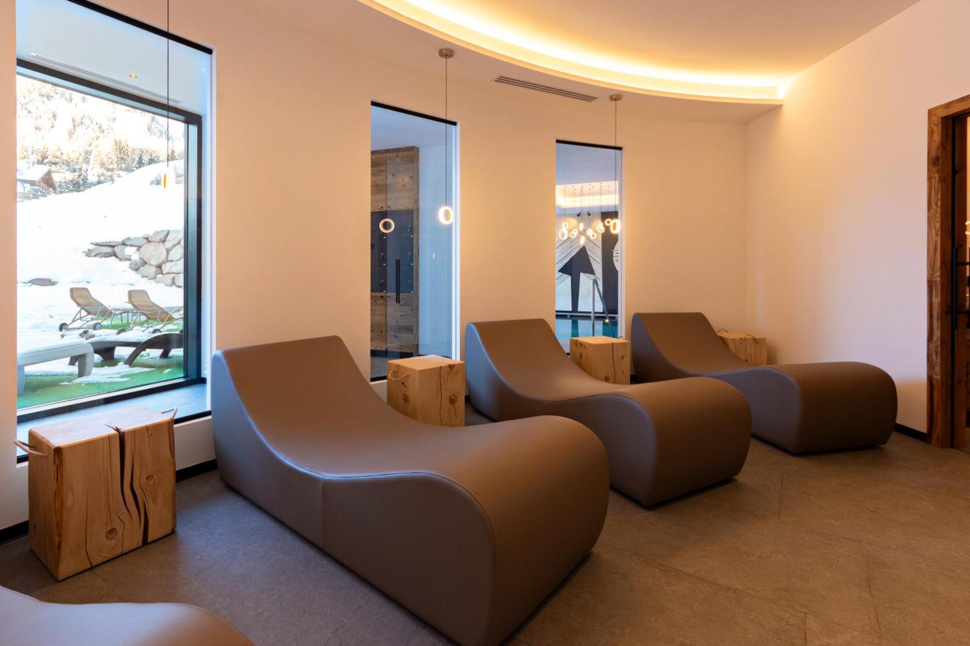 Monza Dolomites Hotel โมเอนา ภายนอก รูปภาพ
